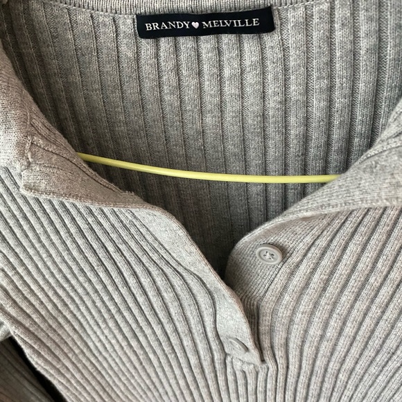 Rare brandy Melville ribbed polo - Picture 2 of 4